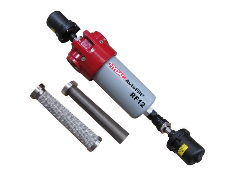 Компактный фильтр HYDAC AutoFilt RF12 в красном корпусе и два его фильтроэлемента